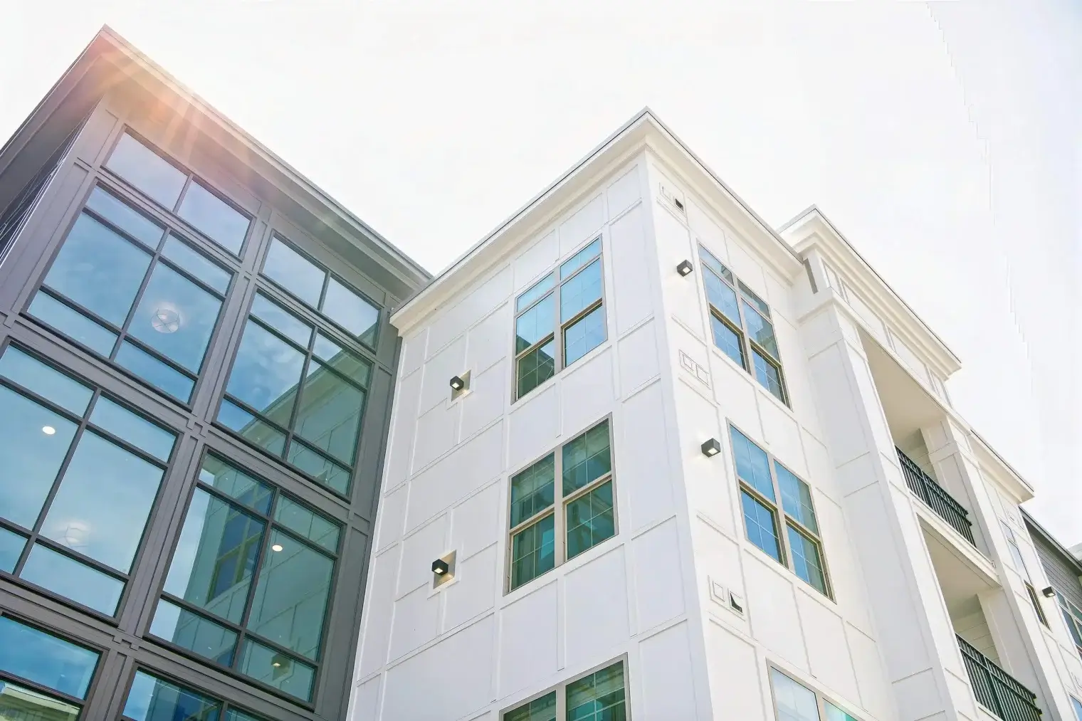 b7eac49f e403 4746 a3d2 d5c55399613a 1 100 o le upscale strong light ai 40 tone enhance 30 color enhance 30