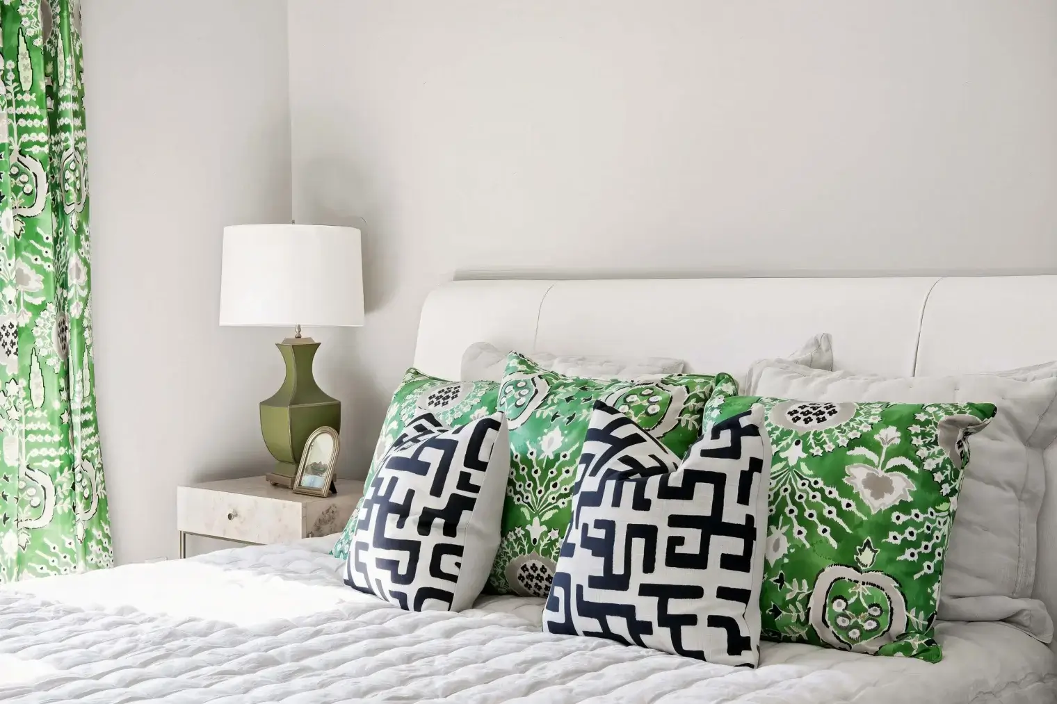 d38572ad 0881 41ab 9042 e51fb48ea8fd 1 100 o le upscale strong light ai 40 tone enhance 30 color enhance 30