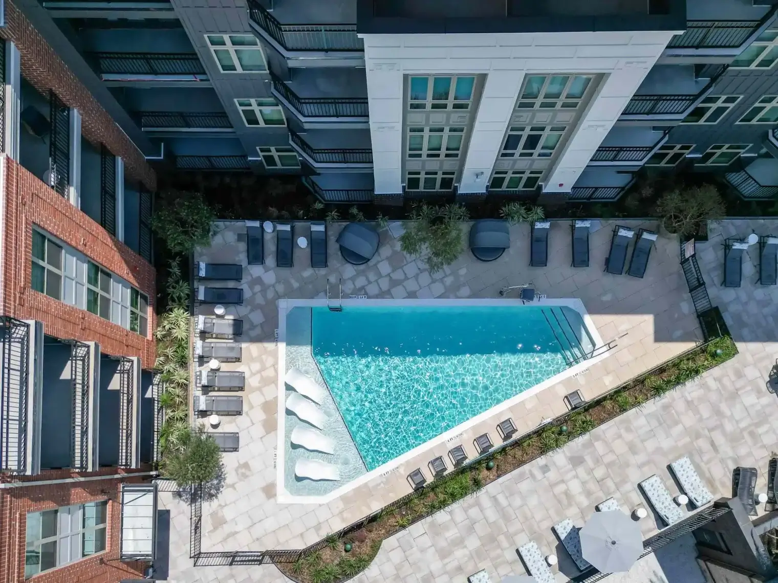 emmajames 02 1 scaled 1