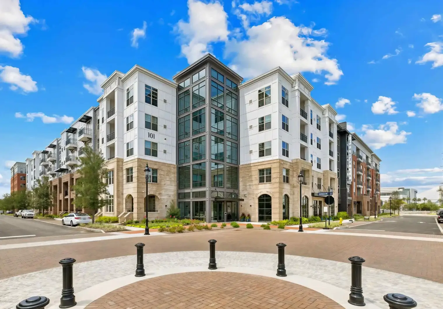 emmajames savannah exterior 1